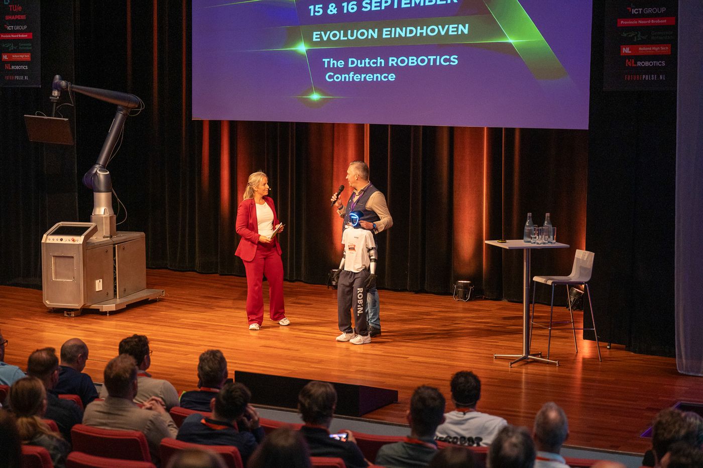 Future Pulse 2026 — hoofdpodium in het Evoluon Eindhoven